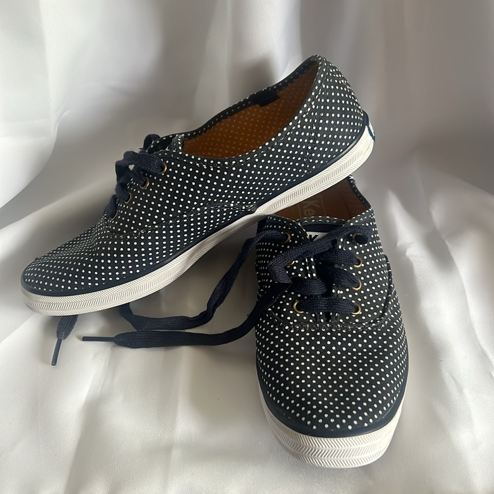 KEDS Womens Canvas Shoes Navy Blue White Polka Dot Sz 6.5